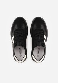 Renee - Czarne Sneakersy ze Skóry Naturalnej na Platformie z Perforacją i Paskami Urevla. Okazja: na co dzień. Zapięcie: pasek. Kolor: czarny. Materiał: skóra. Obcas: na platformie #3