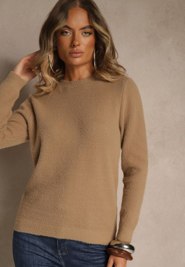 Renee - Ciemnobeżowy Sweter z Wełną ze Ściągaczami Furrive. Kolor: beżowy. Materiał: wełna