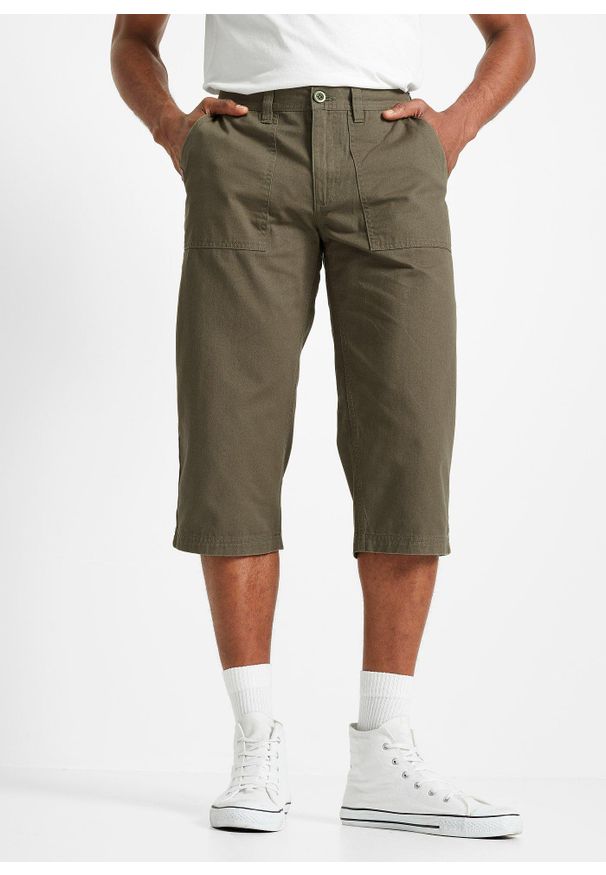 bonprix - Długie bermudy z naszywanymi kieszeniami, Regular Fit. Kolor: zielony. Materiał: skóra. Długość: długie