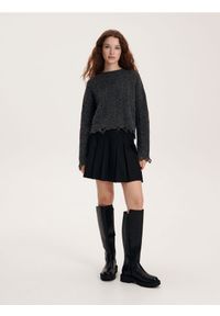 Reserved - Sweter z postrzępionym dołem - ciemnoszary. Kolor: szary. Materiał: dzianina. Wzór: gładki #1