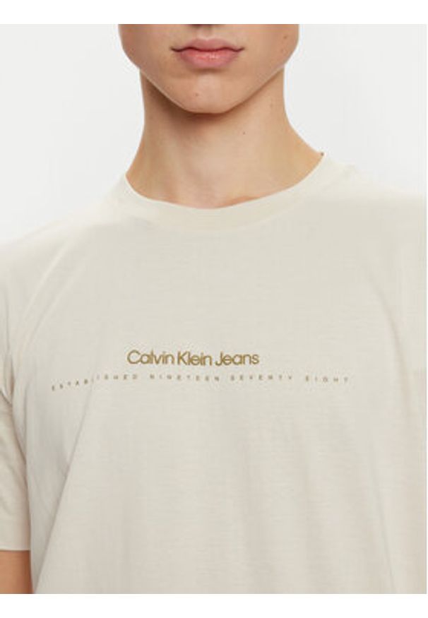 Calvin Klein Jeans T-Shirt Minimal Logo J30J327075 Beżowy Regular Fit. Kolor: beżowy. Materiał: bawełna