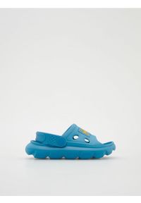 Reserved - Lekkie klapki z aplikacją - turkusowy. Kolor: turkusowy. Wzór: aplikacja. Styl: klasyczny #1