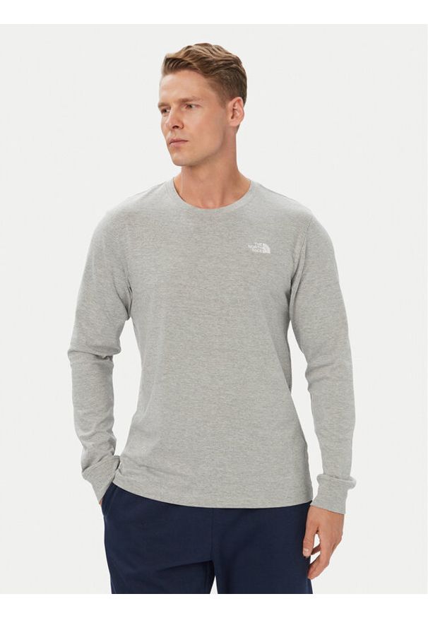 The North Face Longsleeve Evolution Simple Dome NF0A8EU3 Szary Regular Fit. Kolor: szary. Materiał: bawełna. Długość rękawa: długi rękaw