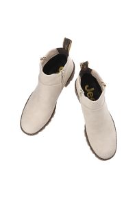 Beżowe Botki Jeep Eleganckie Obuwie Damskie. Okazja: na co dzień. Zapięcie: zamek. Kolor: beżowy. Szerokość cholewki: normalna. Obcas: na obcasie. Styl: elegancki. Wysokość obcasa: średni #3