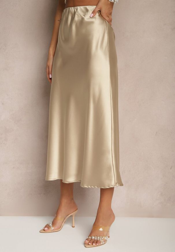 Renee - Beżowa Spódnica Satynowa High Waist Pillizze. Okazja: na co dzień. Stan: podwyższony. Kolor: beżowy. Materiał: satyna. Styl: casual, elegancki