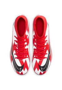 Buty piłkarskie Nike Mercurial Superfly 8 Club CR7 Mg M DB2855-600 wielokolorowe czerwone. Kolor: wielokolorowy. Materiał: syntetyk. Szerokość cholewki: normalna. Sport: piłka nożna
