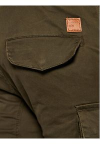 Alpha Industries Joggery Airman 188201 Zielony Tapered Fit. Kolor: zielony. Materiał: bawełna #5