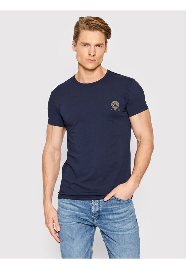 VERSACE - Versace T-Shirt Girocollo AUU01005 Granatowy Regular Fit. Kolor: niebieski. Materiał: bawełna