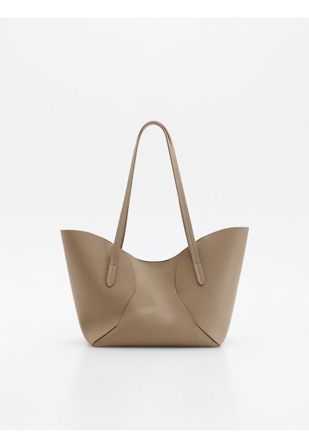 Reserved - Torebka shopper - ciemnobrązowy. Kolor: brązowy. Materiał: skórzane