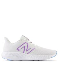 Buty New Balance W411RW3 - białe. Zapięcie: sznurówki. Kolor: biały. Materiał: materiał, syntetyk. Szerokość cholewki: normalna. Sport: fitness