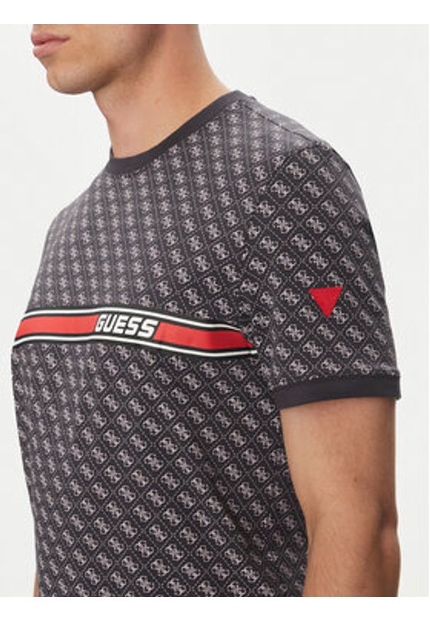 Guess T-Shirt Jamey Z2BI09 J1314 Czarny Regular Fit. Kolor: czarny. Materiał: bawełna