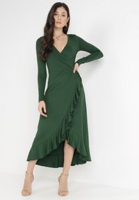 Born2be - Ciemnozielona Sukienka Verial. Kolor: zielony. Materiał: dzianina, wiskoza. Długość rękawa: długi rękaw. Typ sukienki: kopertowe. Styl: elegancki. Długość: midi #1