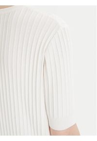 Tatuum Sweter Bazo T2501.046 Écru Regular Fit. Kolor: kremowy. Materiał: bawełna #4