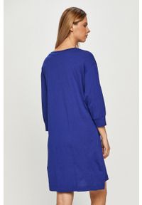 Love Moschino - Sukienka. Okazja: na co dzień. Kolor: niebieski. Wzór: nadruk. Typ sukienki: proste. Styl: casual #4