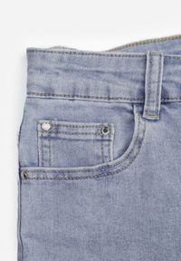 Renee - Niebieskie Szorty Jeansowe High Waist z Dodatkiem Bawełny Neldara. Okazja: na co dzień. Stan: podwyższony. Kolor: niebieski. Materiał: bawełna, jeans. Styl: casual, klasyczny, elegancki #6