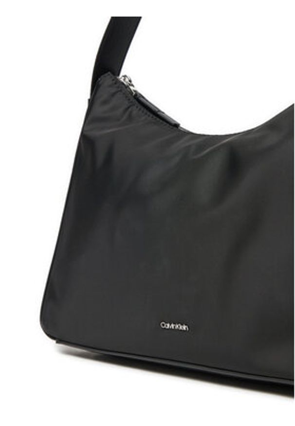 Calvin Klein Torebka Ck Sense Md Shoulder Bag_Nylon K60K612797 Czarny. Kolor: czarny. Materiał: skórzane