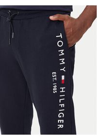 TOMMY HILFIGER - Tommy Hilfiger Spodnie dresowe Basic Branded MW0MW08388 Granatowy Regular Fit. Kolor: niebieski. Materiał: bawełna #5