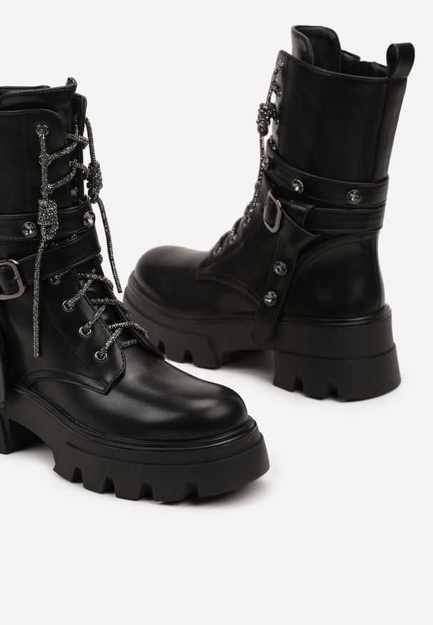 Born2be - Czarne Sznurowane Botki Workery na Grubej Podeszwie Ozdobione Cyrkoniami Edrina. Kolor: czarny. Materiał: jeans, skóra. Wzór: aplikacja. Styl: elegancki, wizytowy
