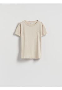 Reserved - T-shirt z drobnym haftem - beżowy. Kolor: beżowy. Materiał: bawełna, dzianina. Wzór: haft