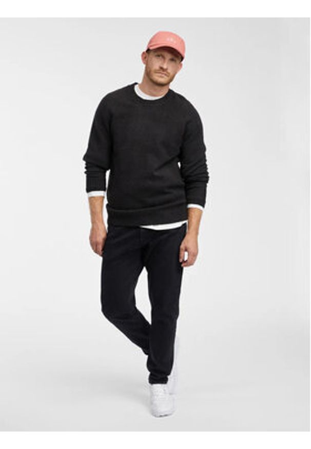 GAP - Gap Sweter 787102-00 Czarny Regular Fit. Kolor: czarny. Materiał: syntetyk