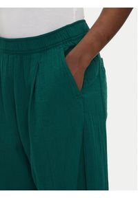 GAP - Gap Spodnie materiałowe 713952-04 Zielony Regular Fit. Kolor: zielony. Materiał: bawełna #5