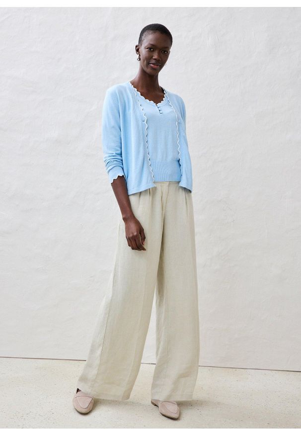 bonprix - Spodnie z zakładkami, z czystego lnu. Kolor: beżowy. Materiał: len. Sezon: lato. Styl: elegancki