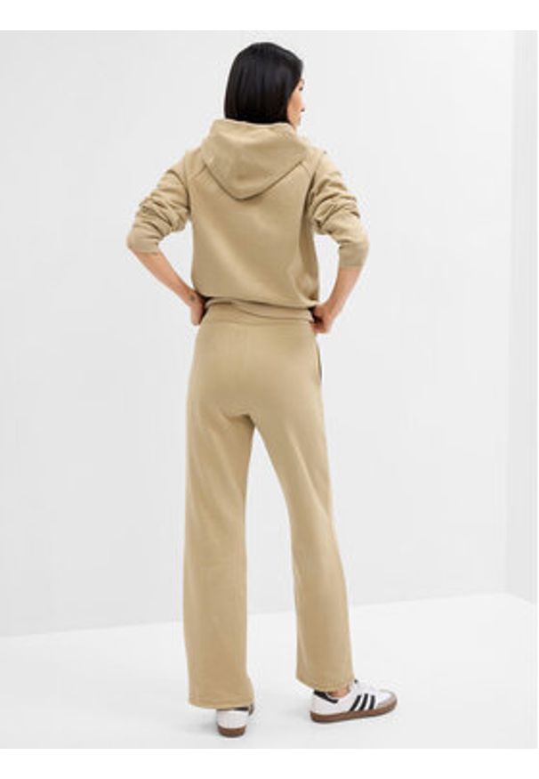GAP - Gap Spodnie dresowe 430369-11 Beżowy Regular Fit. Kolor: beżowy. Materiał: dresówka, bawełna