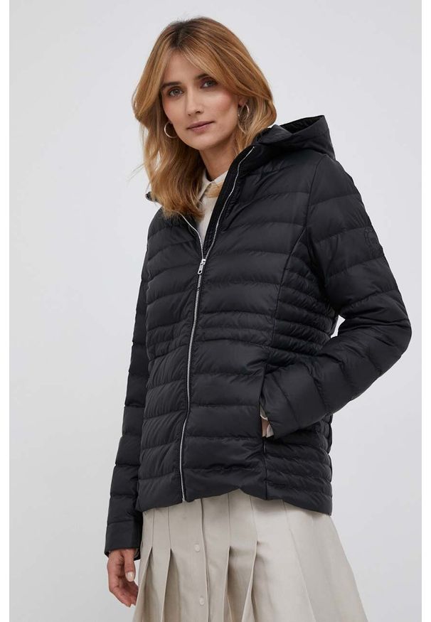 TOMMY HILFIGER - Tommy Hilfiger kurtka puchowa damska kolor czarny przejściowa. Kolor: czarny. Materiał: puch