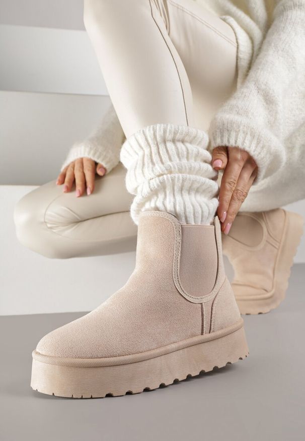 Born2be - Beżowe Śniegowce na Grubej Podeszwie w Stylu Sztybletów Avrenna. Okazja: na co dzień. Kolor: beżowy. Materiał: jeans. Styl: klasyczny, casual
