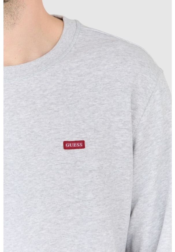Guess - GUESS Szara męska bluza regular fit, Rozmiar S. Kolor: szary. Wzór: aplikacja