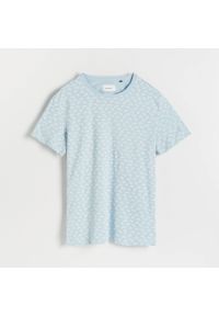 Reserved - T-shirt regular z nadrukiem - Niebieski. Kolor: niebieski. Wzór: nadruk