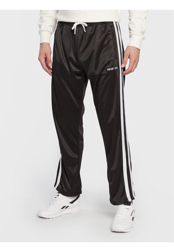 Unfair Athletics Spodnie dresowe Dmwu UNFR22-167 Czarny Regular Fit. Kolor: czarny. Materiał: syntetyk