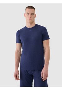 4f - 4F Koszulka treningowa szybkoschnąca męska - granatowa M. Kolor: niebieski. Materiał: dzianina, elastan, włókno, syntetyk, materiał. Wzór: gładki, jednolity, ze splotem. Sport: fitness #1