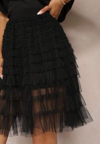 Renee - Czarna Spódnica Rozkloszowana z Siateczkowym Materiałem Gleoia. Kolor: czarny. Materiał: materiał