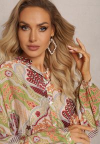 Renee - Beżowo-Zielona Koszula z Wiskozą Zapinana Guzikami w Modny Wzór z Ornamentami Mingula. Kolor: beżowy. Materiał: wiskoza. Styl: klasyczny #3