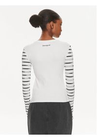Desigual Bluzka Boston 24SWTK70 Biały Slim Fit. Kolor: biały. Materiał: bawełna #4