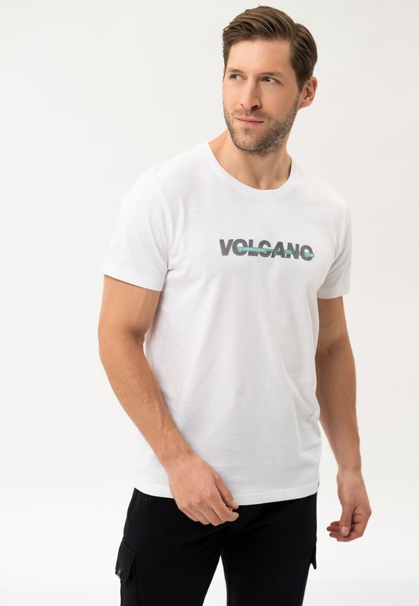 Volcano - Bawełniany t-shirt T-NIGHT. Kolor: biały. Materiał: bawełna. Długość rękawa: krótki rękaw. Długość: krótkie. Wzór: napisy. Styl: klasyczny