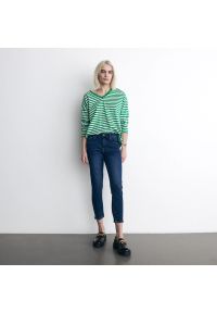 Reserved - Jeansy slim z krótszymi nogawkami - Granatowy. Kolor: niebieski. Długość: krótkie #1