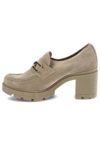 Beżowe Półbuty Lemar Wygodne Skórzane Buty. Okazja: na co dzień. Kolor: beżowy. Materiał: skóra. Wzór: aplikacja. Obcas: na obcasie. Styl: casual, rockowy, elegancki. Wysokość obcasa: średni #5