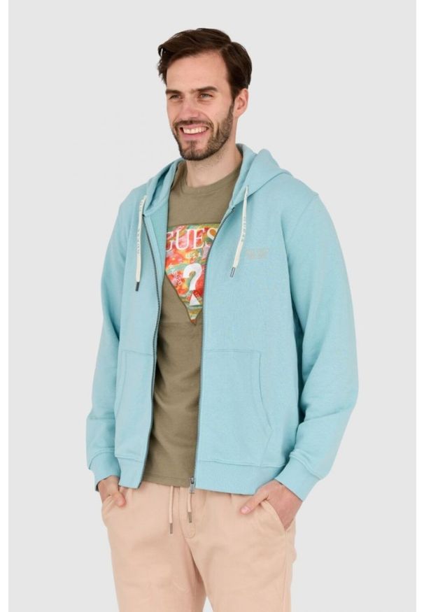 Guess - GUESS Bluza turkusowa rozpinana slim fit. Typ kołnierza: kaptur. Kolor: niebieski