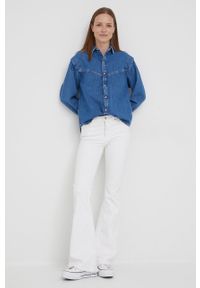Pepe Jeans koszula jeansowa EVE damska kolor granatowy regular z kołnierzykiem klasycznym. Typ kołnierza: kołnierzyk klasyczny. Kolor: niebieski. Materiał: denim. Styl: klasyczny