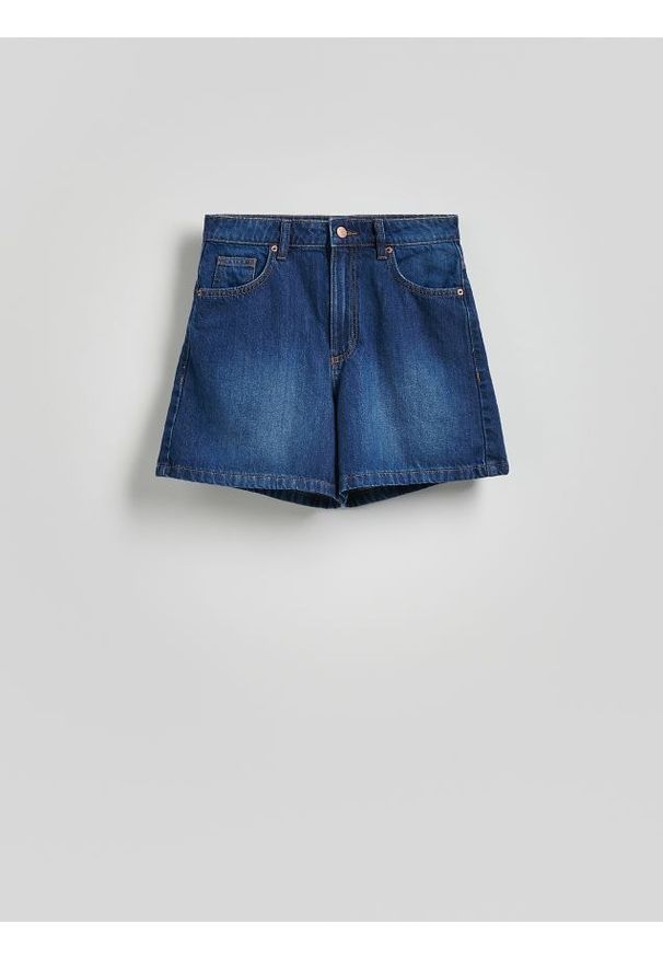 Reserved - Jeansowe szorty - granatowy. Kolor: niebieski. Materiał: jeans