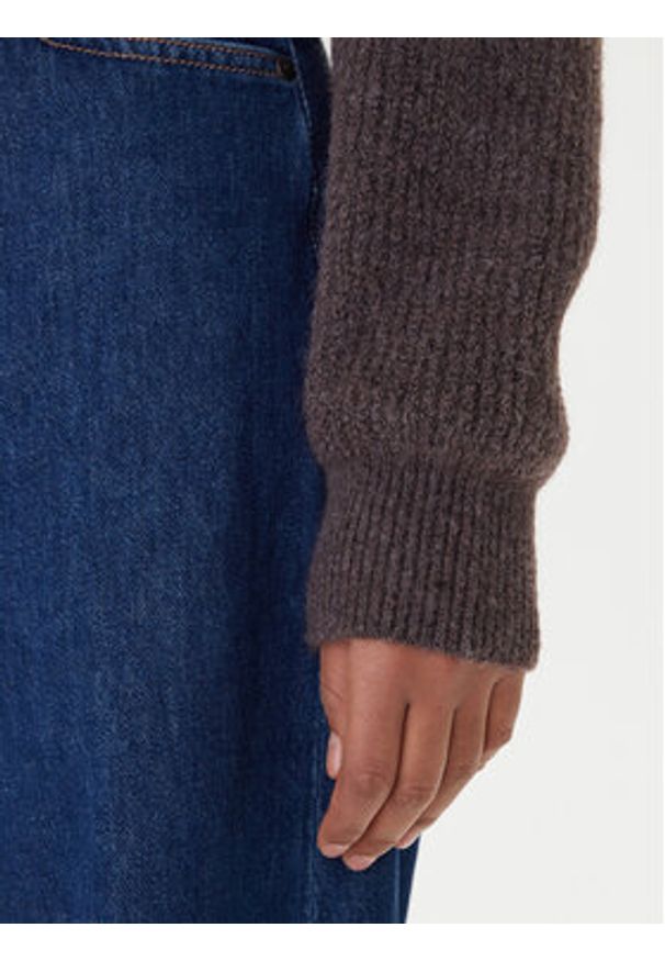Tommy Jeans Sweter Badge DW0DW22024 Brązowy Regular Fit. Kolor: brązowy. Materiał: syntetyk
