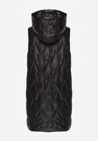 Born2be - Czarna Pikowana Kamizelka o Długim Kroju z Nieodpinanym Kapturem w Romby Dephice. Okazja: na co dzień. Typ kołnierza: kaptur. Kolor: czarny. Materiał: jeans, materiał. Długość: długie. Styl: casual, elegancki #8