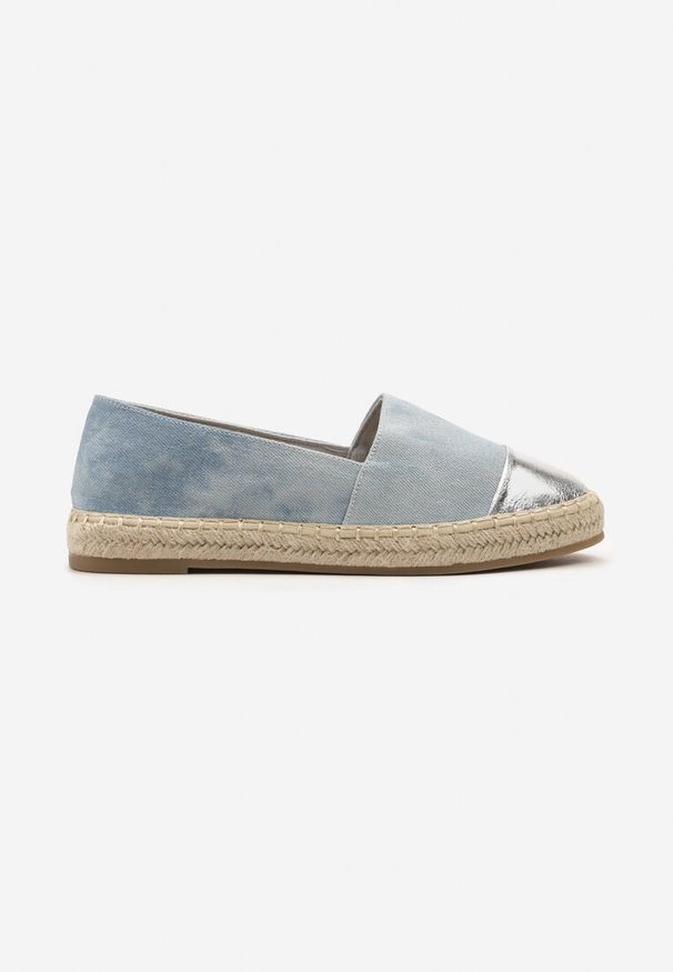 Born2be - Jasnoniebieskie Espadryle na Plecionej Podeszwie z Połyskującym Noskiem Effiza. Okazja: do pracy. Kolor: niebieski. Materiał: len. Sezon: lato. Obcas: na obcasie. Wysokość obcasa: niski