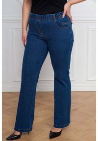 Nasi partnerzy - Jeansowe spodnie dzwony Julita z wysokim stanem PLUS SIZE XXL. Okazja: do pracy, na spacer. Stan: podwyższony. Kolekcja: plus size. Materiał: jeans. Długość: krótkie #1