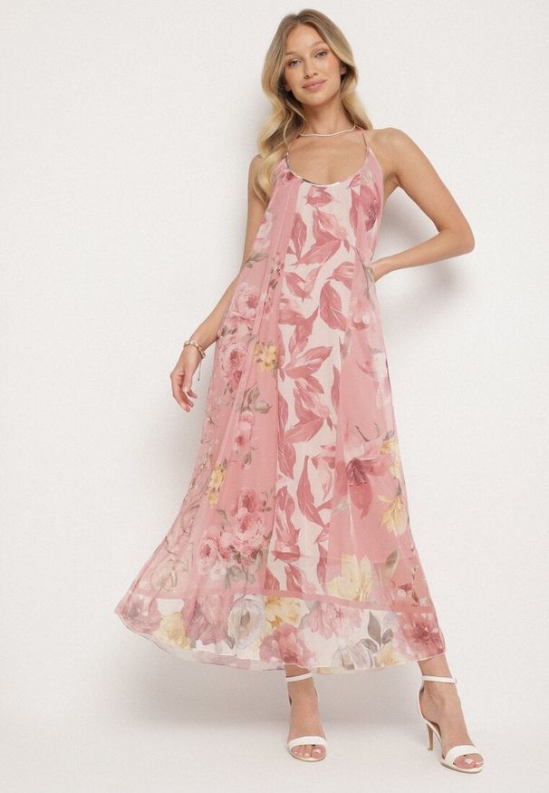 Born2be - Różowa Siateczkowa Sukienka z Wiskozą w Kwiatowy Wzór Izaleira. Okazja: na imprezę, na co dzień. Kolor: różowy. Materiał: wiskoza. Wzór: kwiaty. Sezon: lato. Styl: casual, elegancki