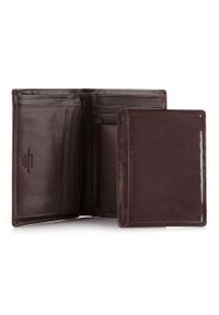 Wittchen - Męski portfel skórzany z osobnym panelem brązowy. Kolor: brązowy. Materiał: skóra #6