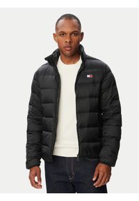 Tommy Jeans Kurtka puchowa DM0DM23231 Czarny Regular Fit. Kolor: czarny. Materiał: syntetyk #1
