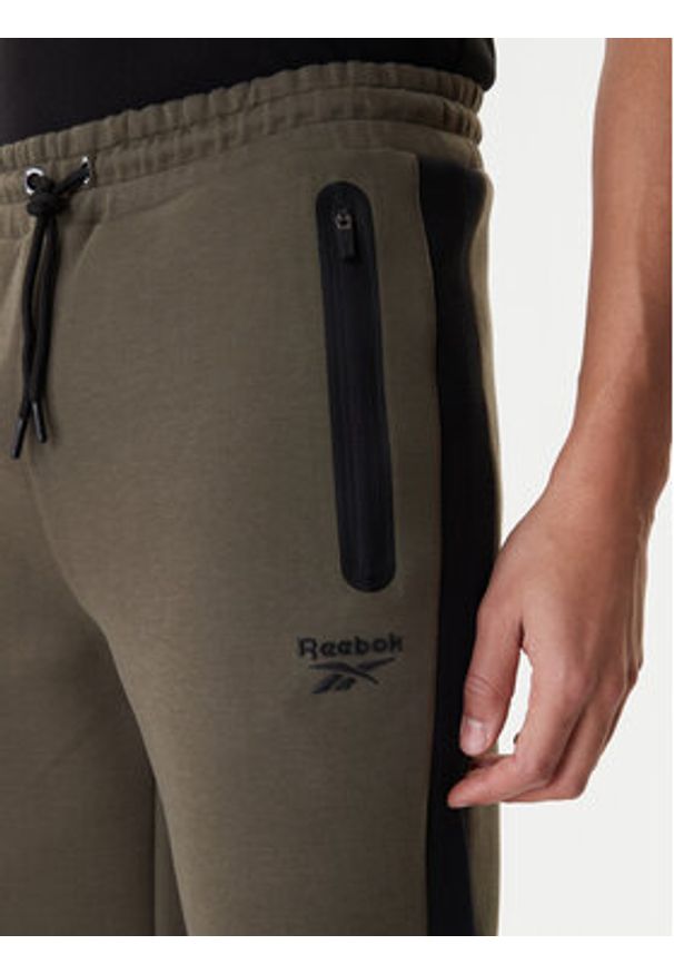 Reebok Spodnie dresowe Andrews RK25545CCM Zielony Regular Fit. Kolor: zielony. Materiał: syntetyk